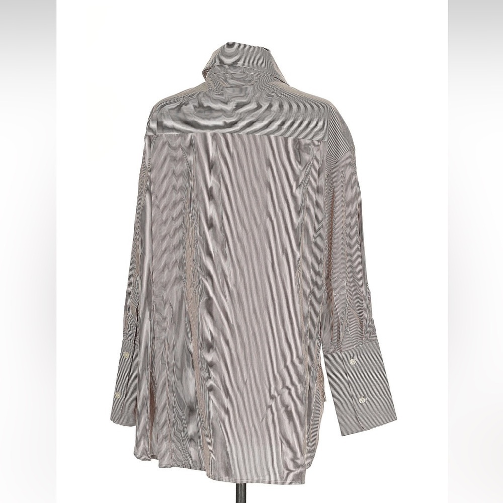 M Woolf. the easy pinstripe button down shirt and the easy shorts set - Picture 16 of 16